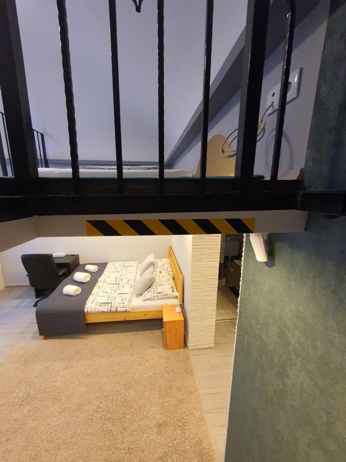 Belvarosi Exkluziv Loft Дебрецен Екстериор снимка